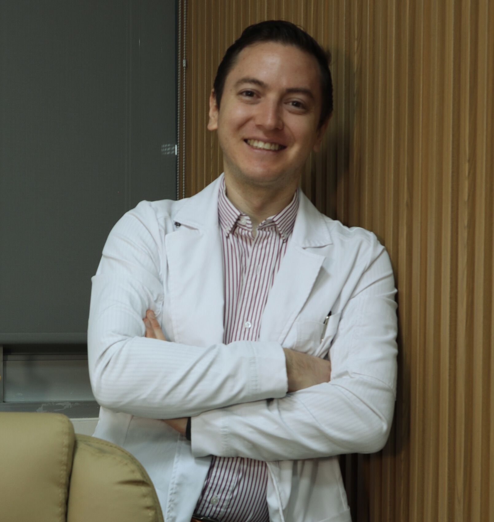 Dr. Luis Andrei Lugo Navarro